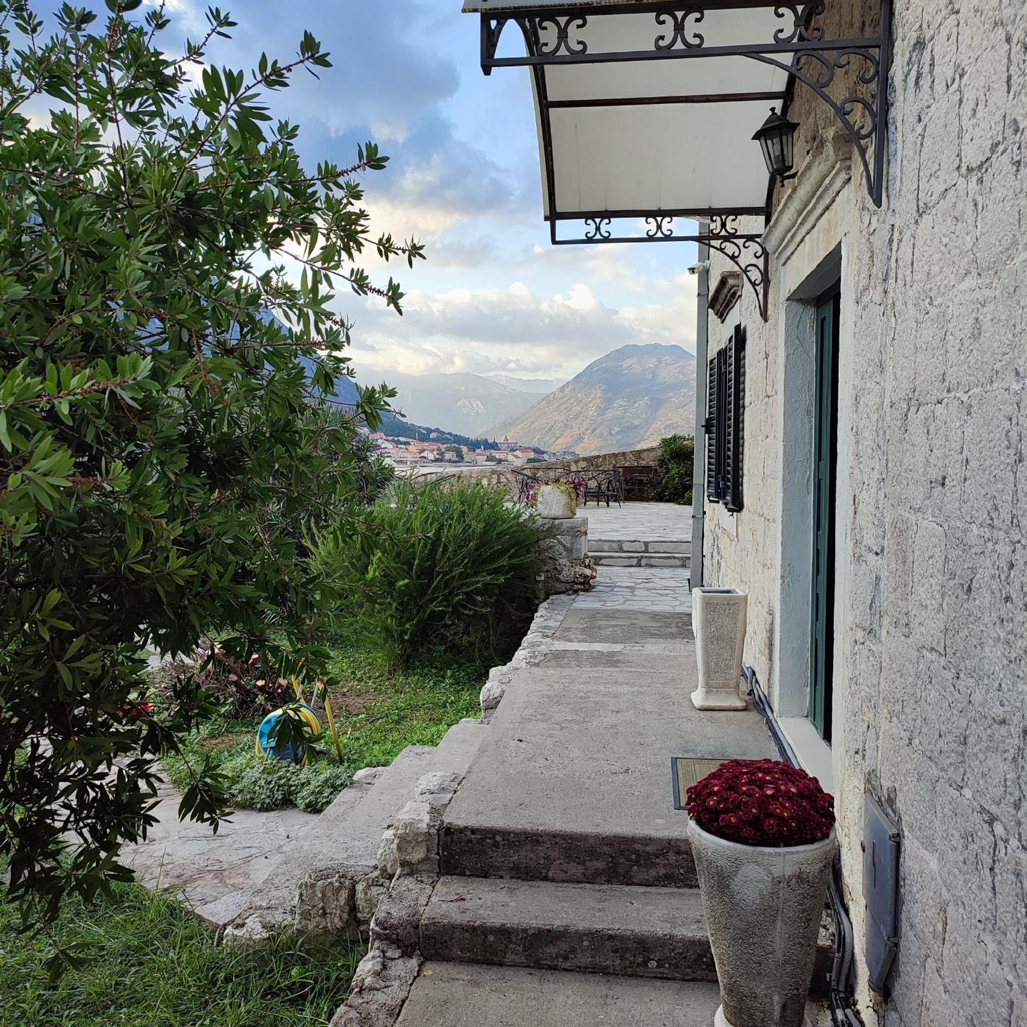 Villa Kamena Kotor Ngoại thất bức ảnh
